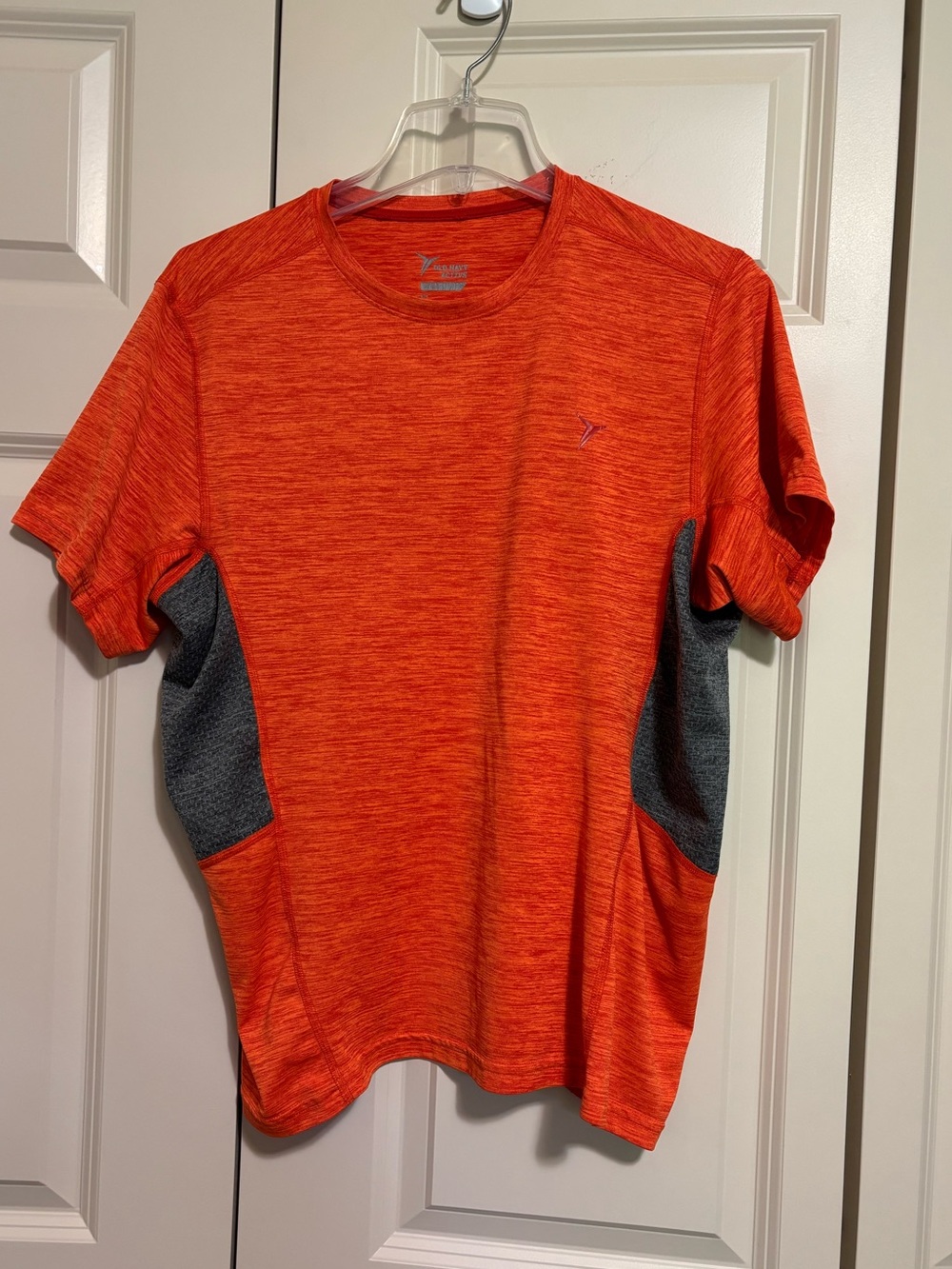 Old Navy Men's Orange Performance Short Sleeve Tee with Gray Panels
